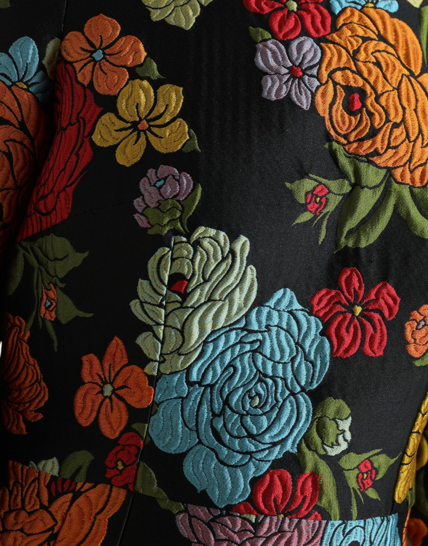 Dolce &amp; Gabbana Schwarzes knielanges Kleid mit Blumenstickerei