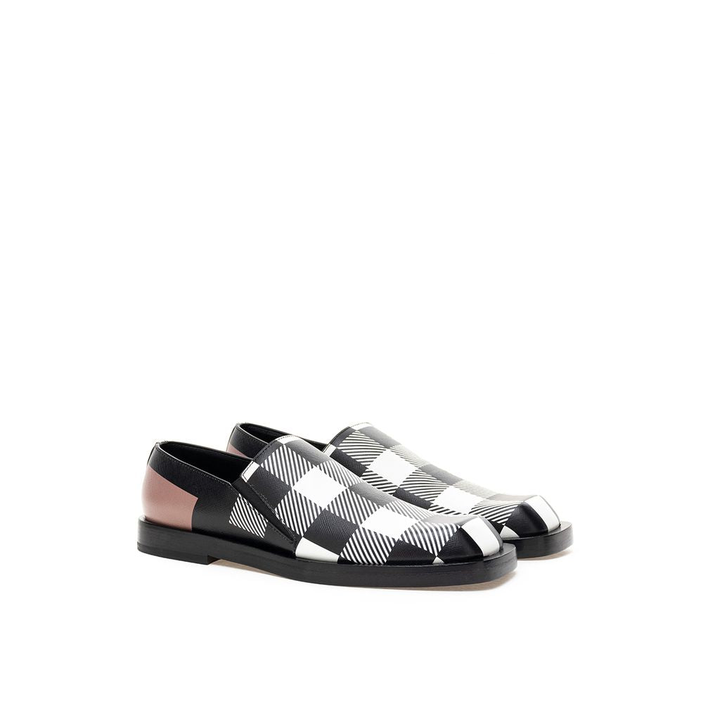 Burberry Elegant Two-Tone Leather Flats