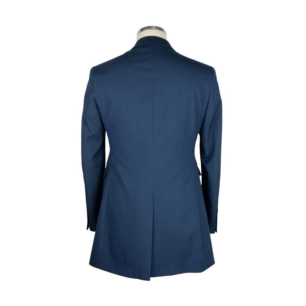 Blaue Wolljacke von Emilio Romanelli