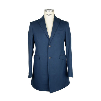 Blaue Wolljacke von Emilio Romanelli