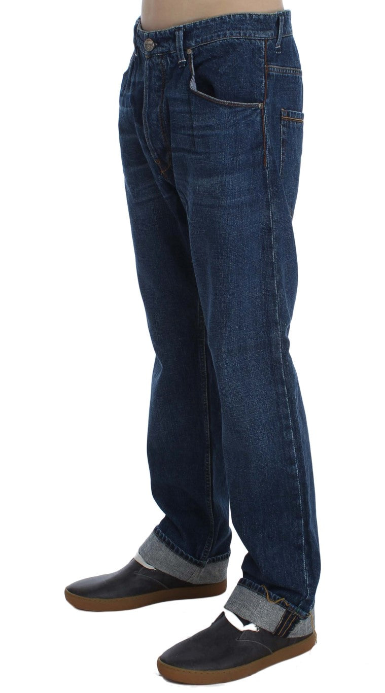 Acht Baggy-Jeans aus Baumwolle in blauer Waschung mit lockerer Passform