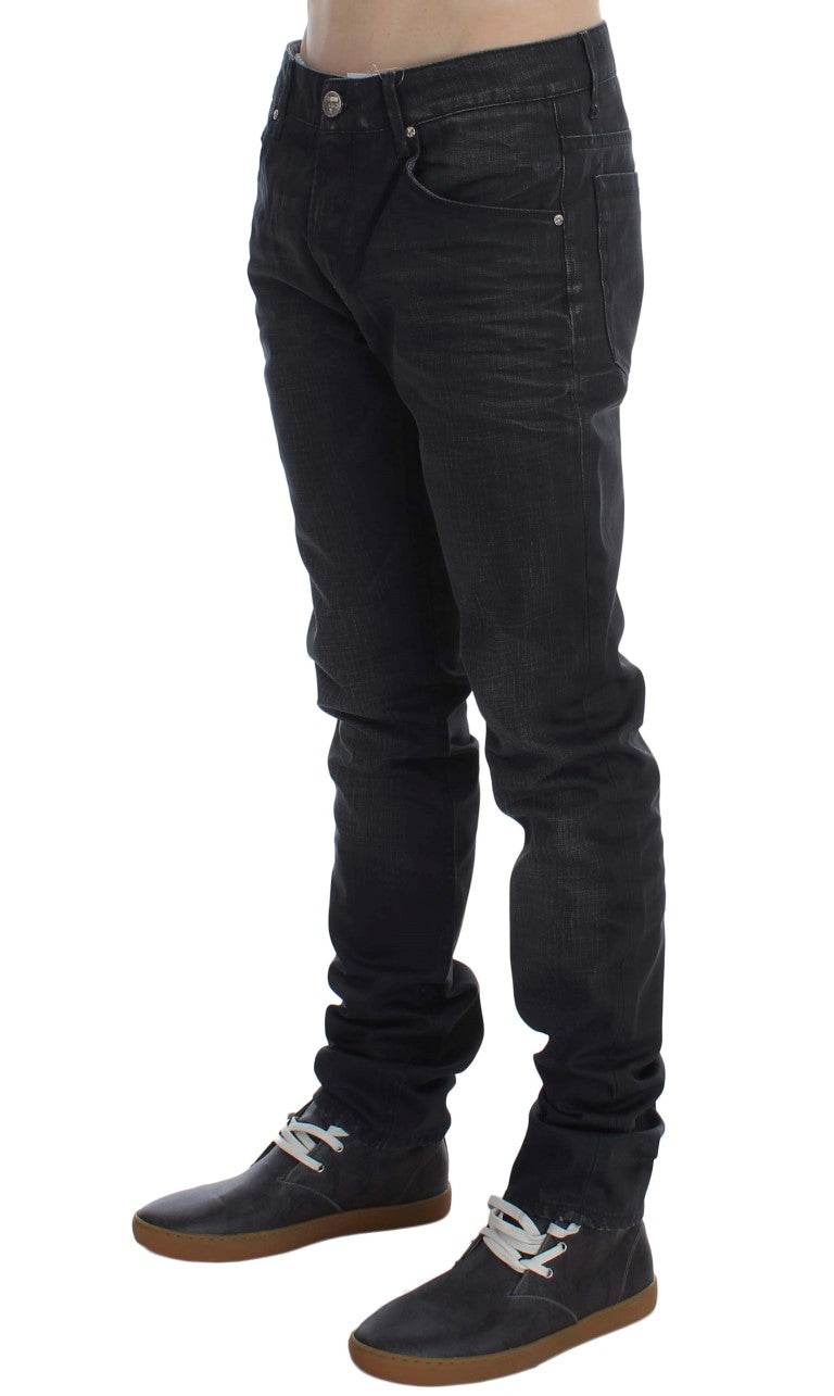 Acht graue Skinny-Slim-Fit-Jeans aus Baumwolle