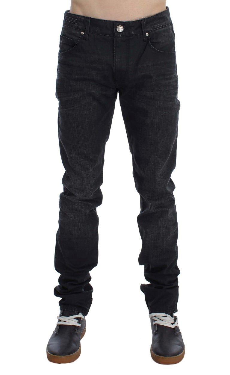 Acht graue Skinny-Slim-Fit-Jeans aus Baumwolle