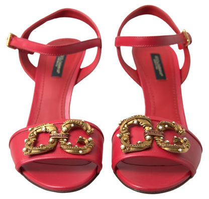 Dolce &amp; Gabbana Rote Knöchelriemen-Sandalen mit Stiletto-Absatz