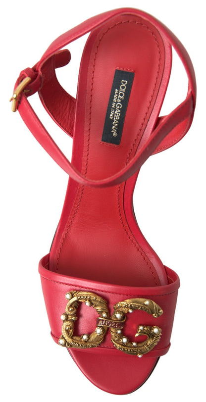 Dolce &amp; Gabbana Rote Knöchelriemen-Sandalen mit Stiletto-Absatz