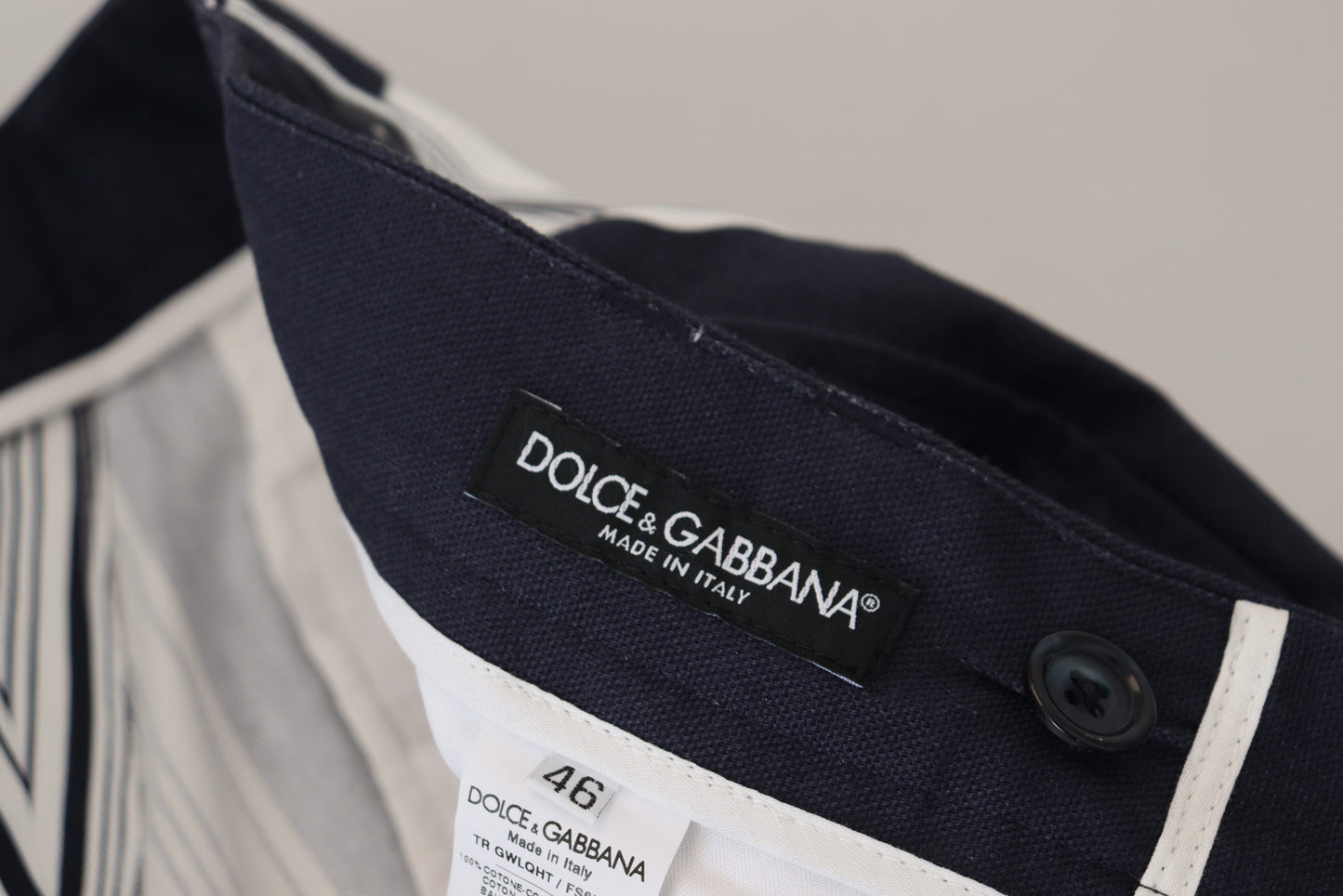 Dolce &amp; Gabbana Weiße gestreifte kurze Hose aus Baumwolle