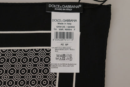 Dolce &amp; Gabbana Schwarzer quadratischer Taschentuchschal mit geometrischem Muster