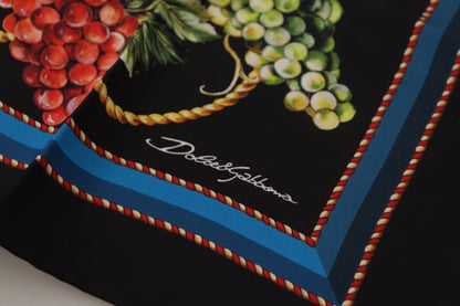 Dolce &amp; Gabbana Schwarzer quadratischer Taschentuch-Seidenschal mit Weinberg-Print