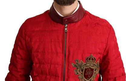 Dolce &amp; Gabbana Bomberjacke aus rotem Brokat mit goldenem Crown-Logo