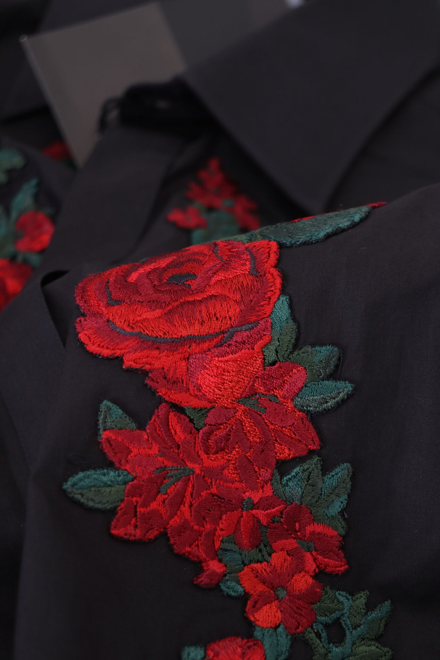 Dolce & Gabbana Elegant Floral Embroidered Cotton Shirt