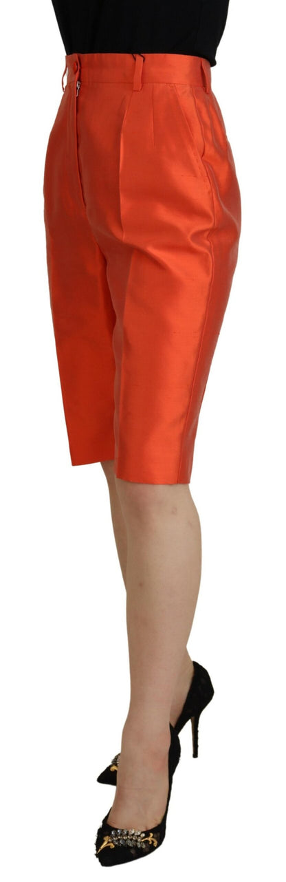 Dolce &amp; Gabbana Orangefarbene, kurze Hose aus Seide mit hoher Taille