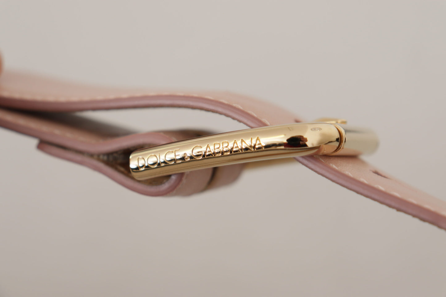 Dolce & Gabbana Elegant Light Pink Leather Belt