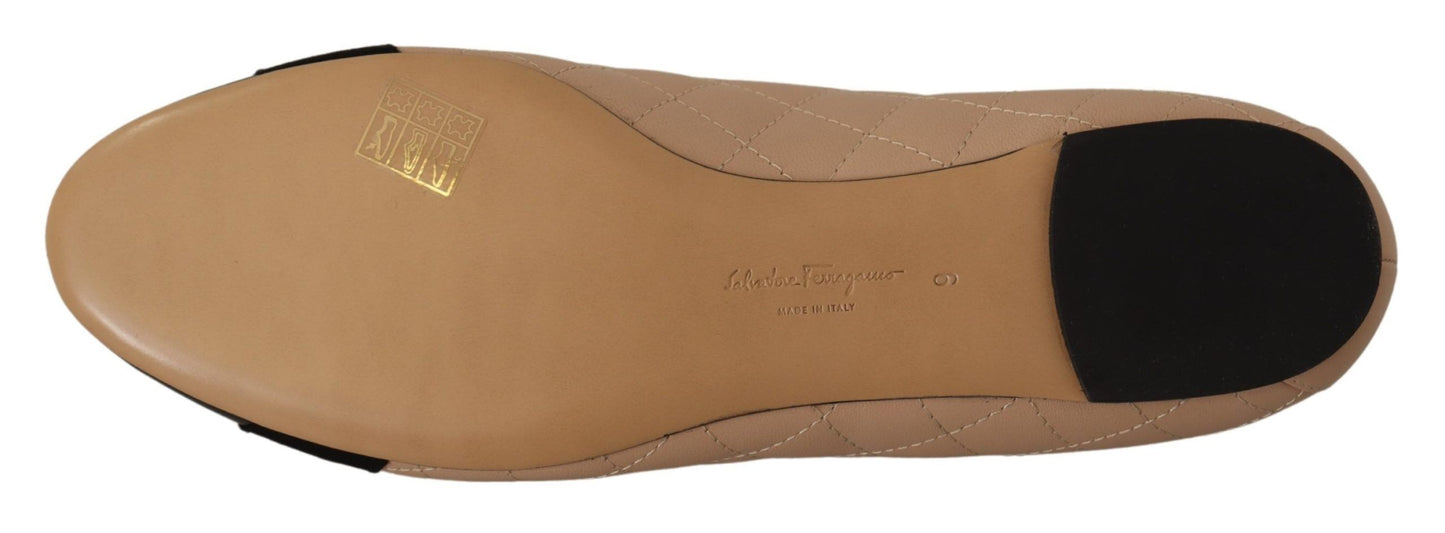 Salvatore Ferragamo Ballerinas aus beigem und schwarzem Nappaleder